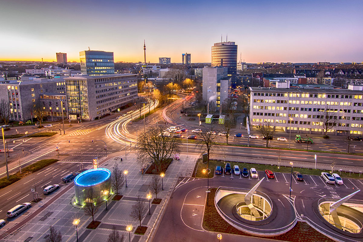 Smart City Dortmund  30.000 Smart Street Lights - Tvilight